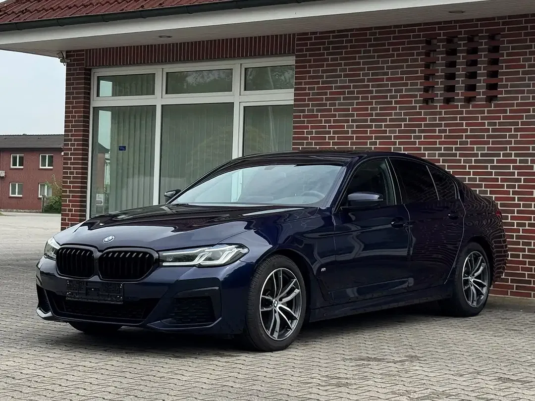 BMW 520 - Thumbnail 9