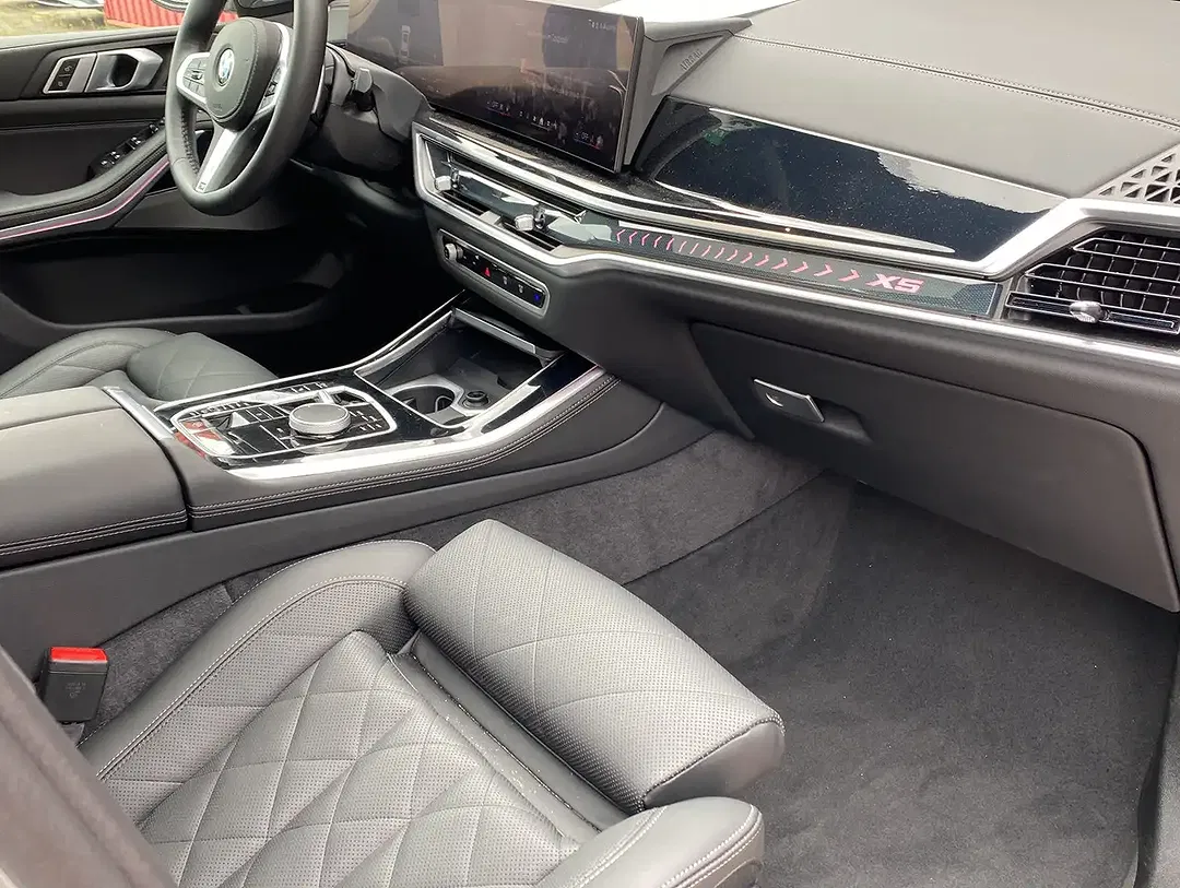 BMW X5 - Thumbnail 6