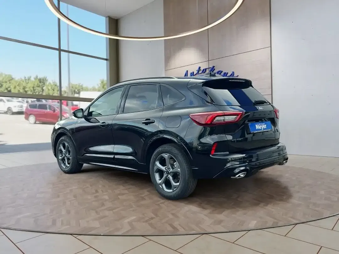 Ford Kuga - Thumbnail 3
