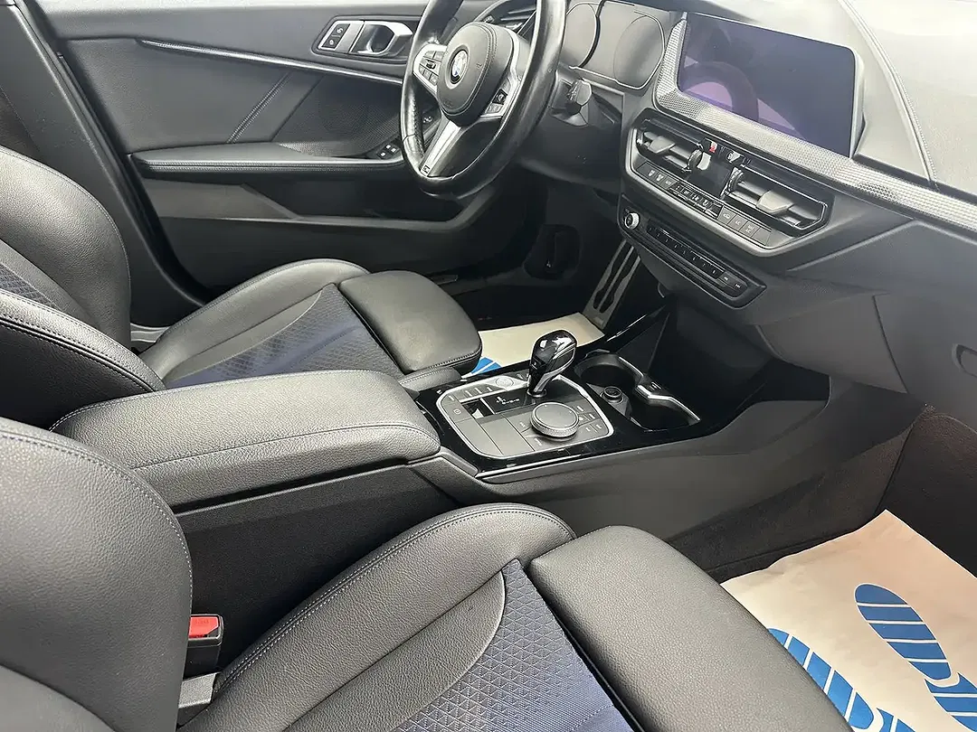 BMW 116 - Thumbnail 11