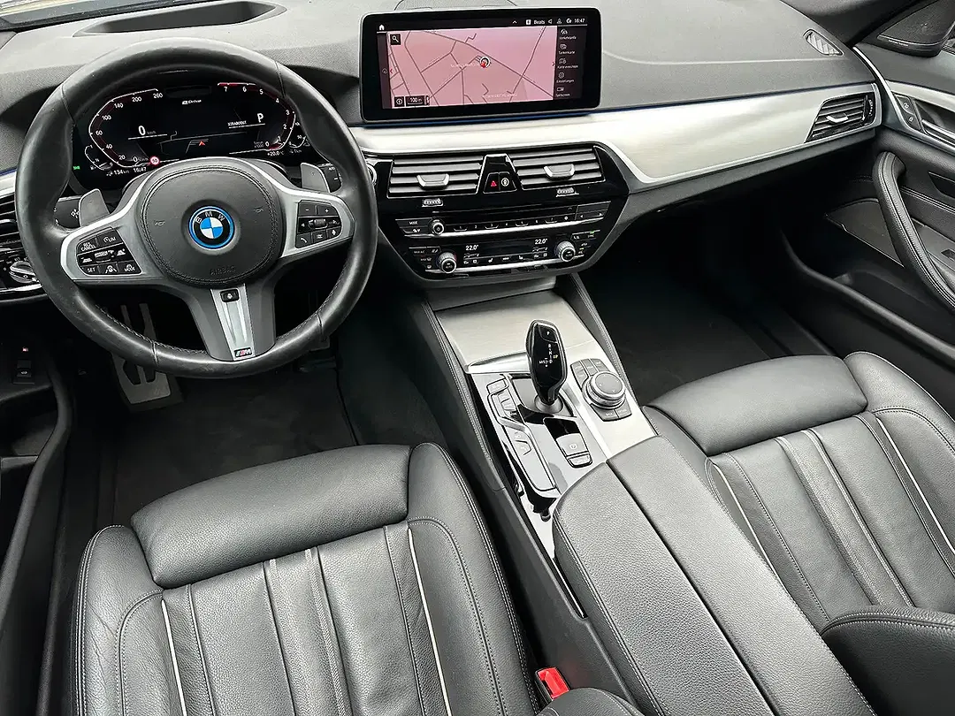 BMW 530 - Thumbnail 13