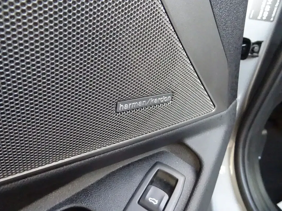 BMW M3 - Thumbnail 15