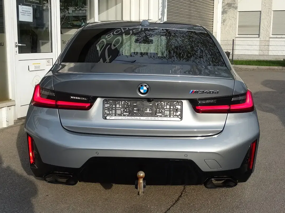 BMW M3 - Thumbnail 5