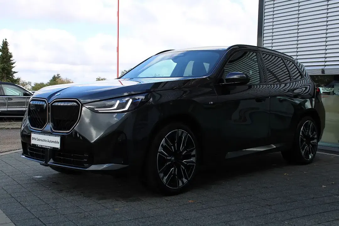 BMW X3 - Thumbnail 2