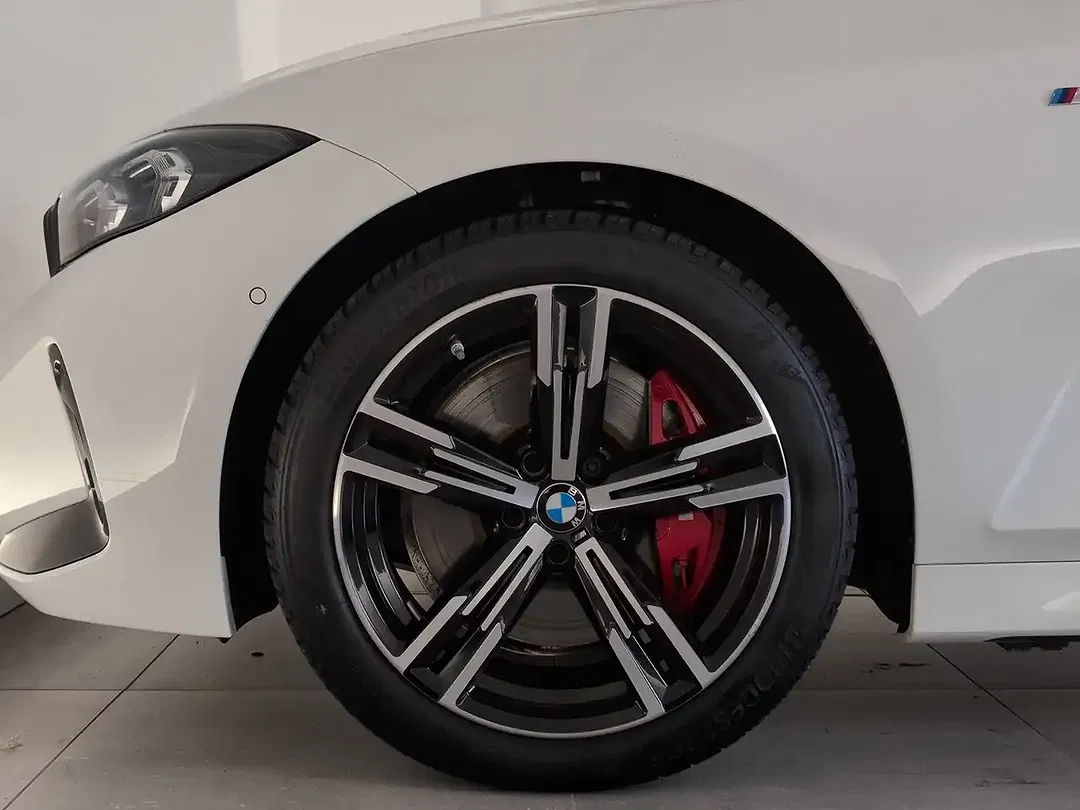 BMW 320 - Thumbnail 11