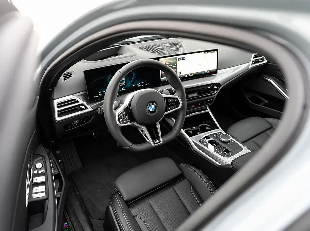BMW 330 - Thumbnail 7