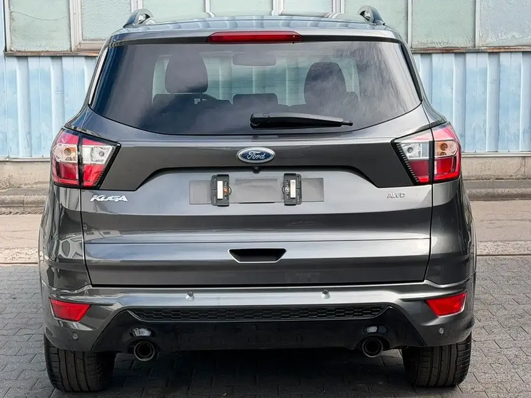 Ford Kuga - Thumbnail 10
