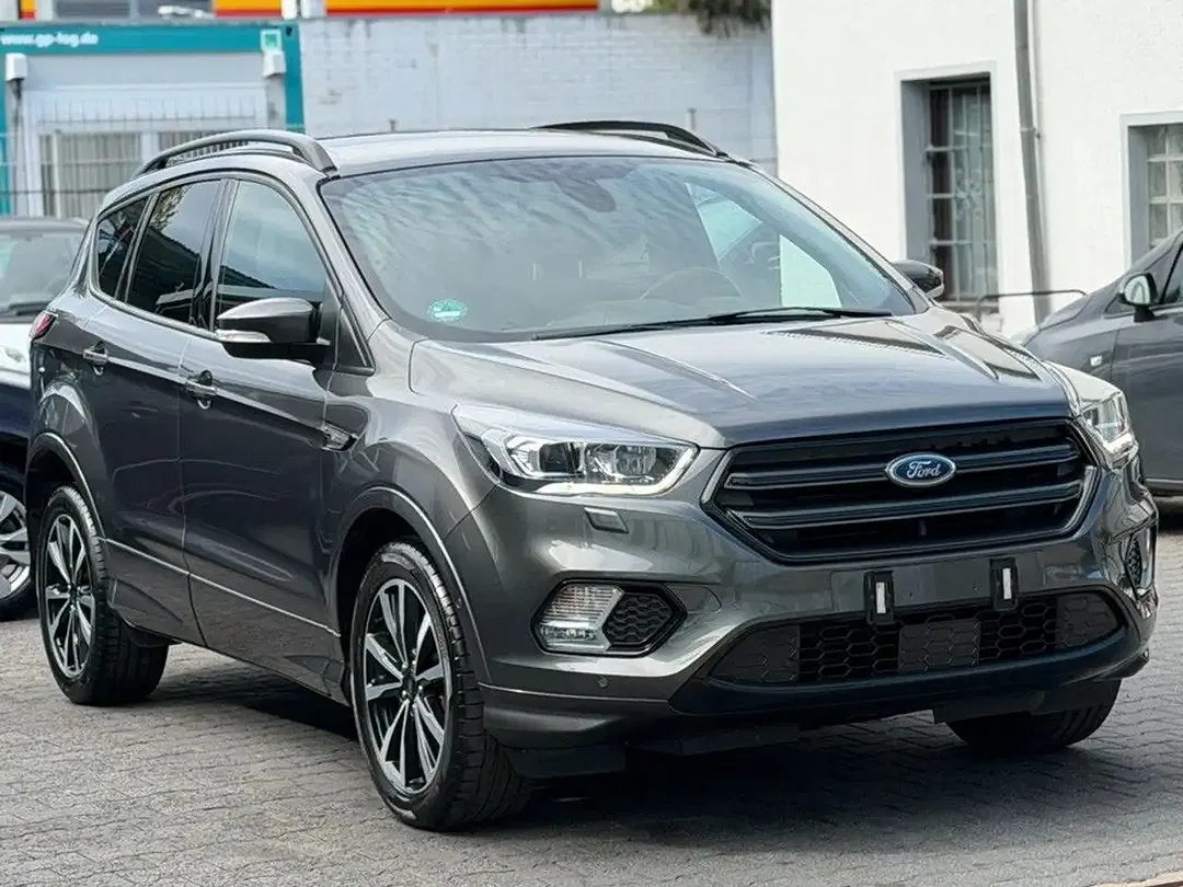 Ford Kuga - Thumbnail 11