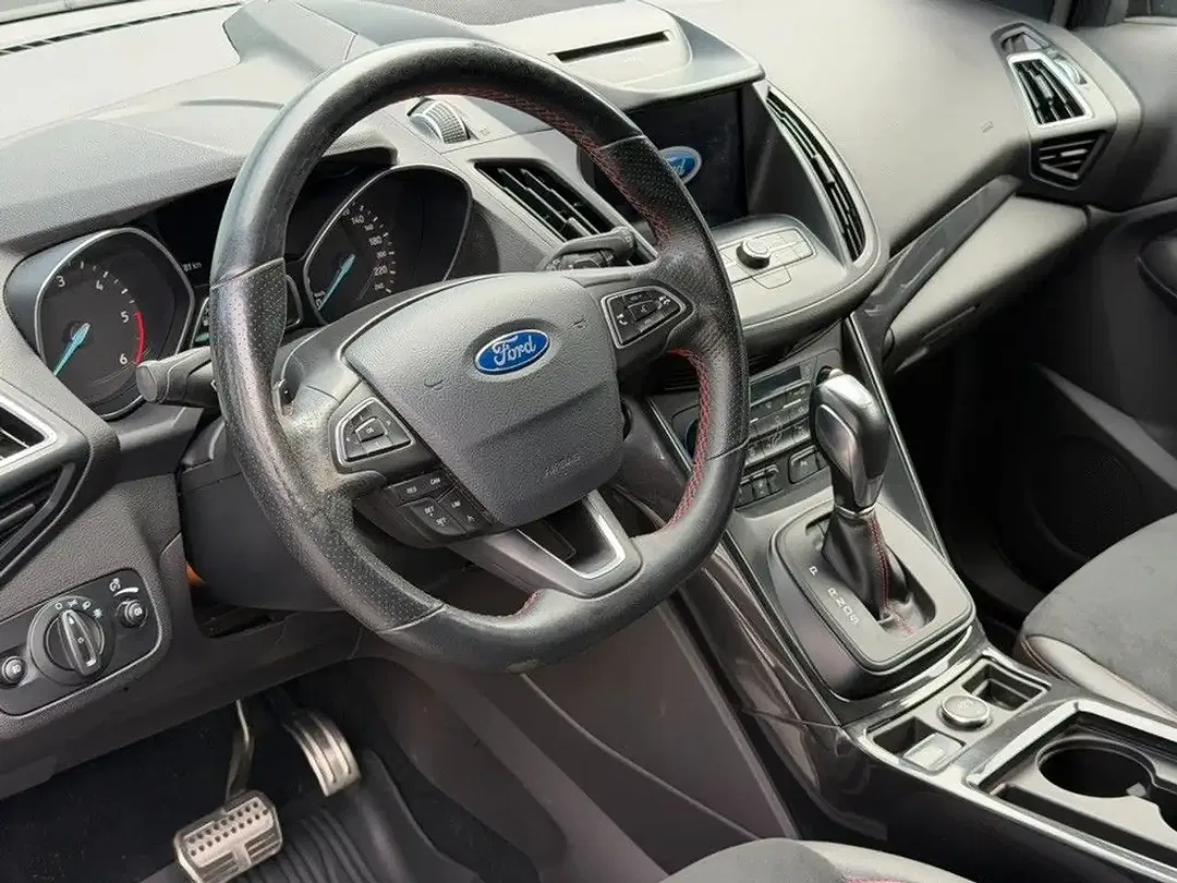 Ford Kuga - Thumbnail 13