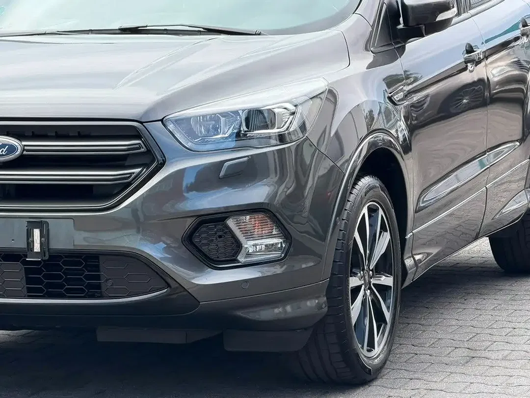 Ford Kuga - Thumbnail 7