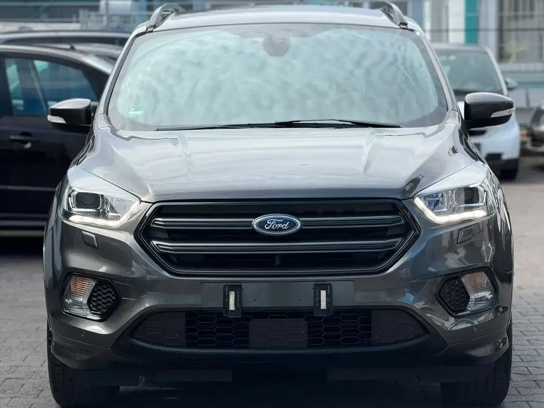 Ford Kuga - Thumbnail 8