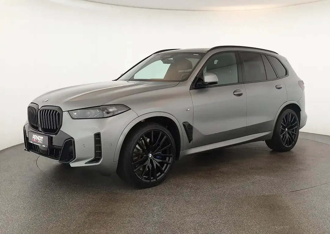 BMW X5 - Thumbnail 2
