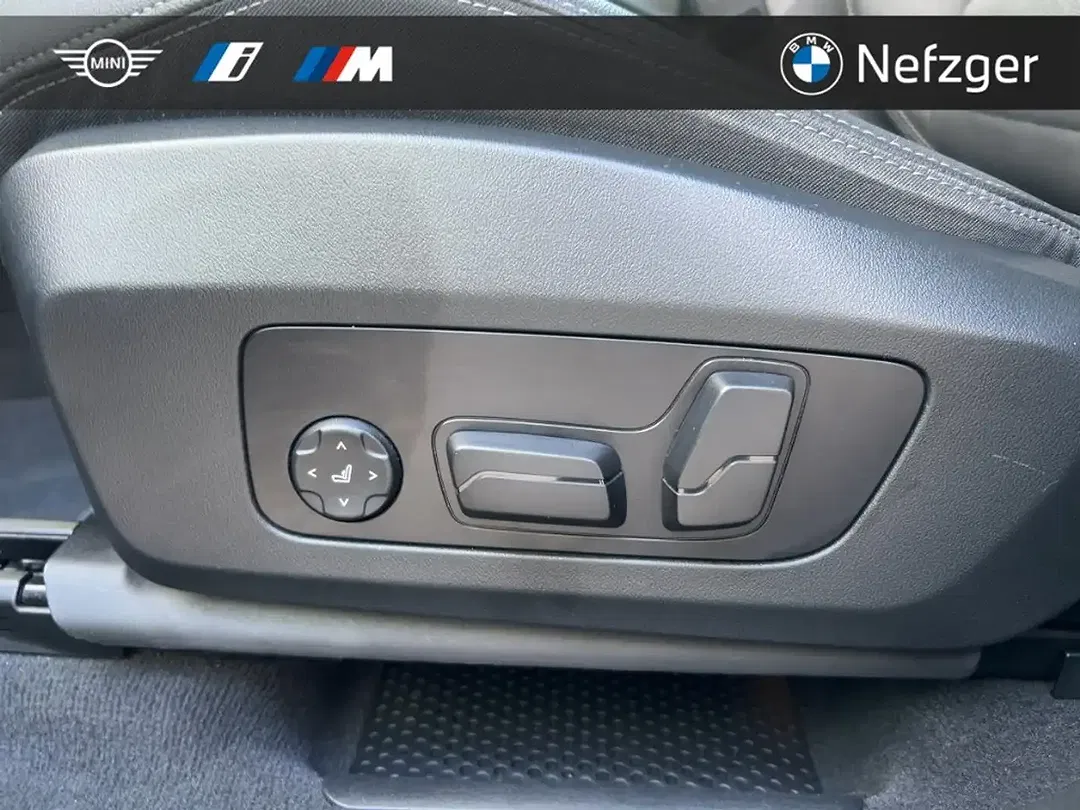 BMW X1 - Thumbnail 14