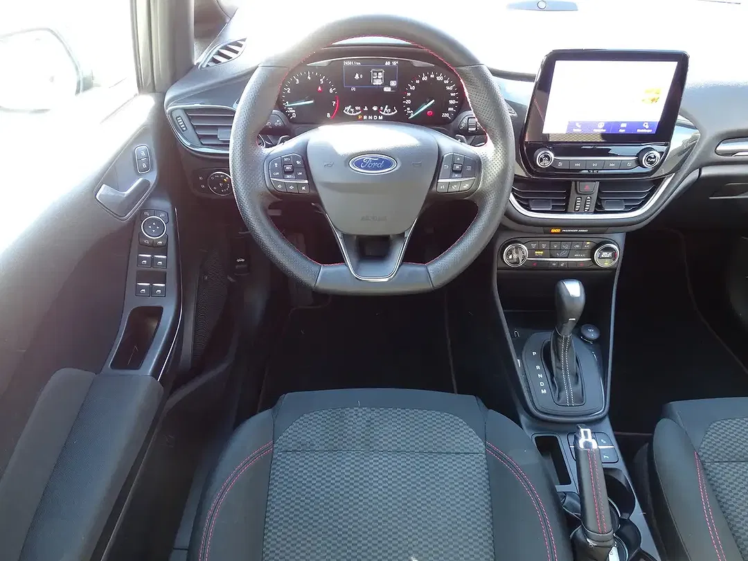 Ford Fiesta - Thumbnail 11