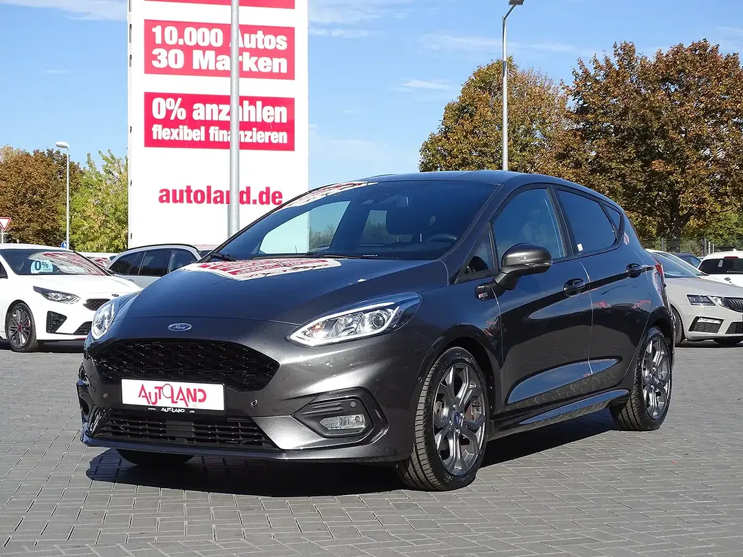 Ford Fiesta - Thumbnail 2