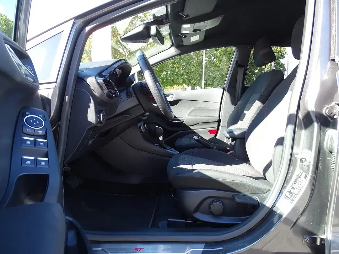 Ford Fiesta - Thumbnail 8