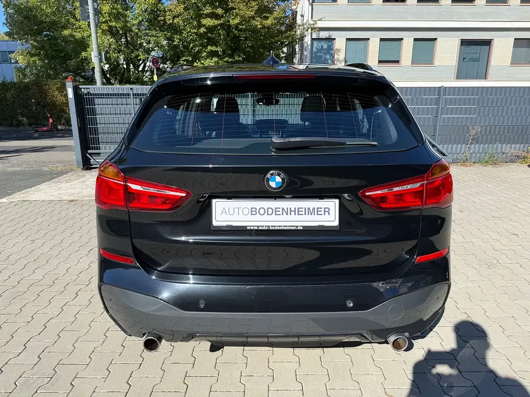 BMW X1 - Thumbnail 6