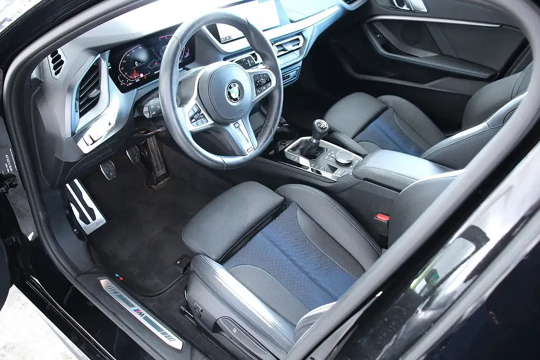 BMW 118 - Thumbnail 11