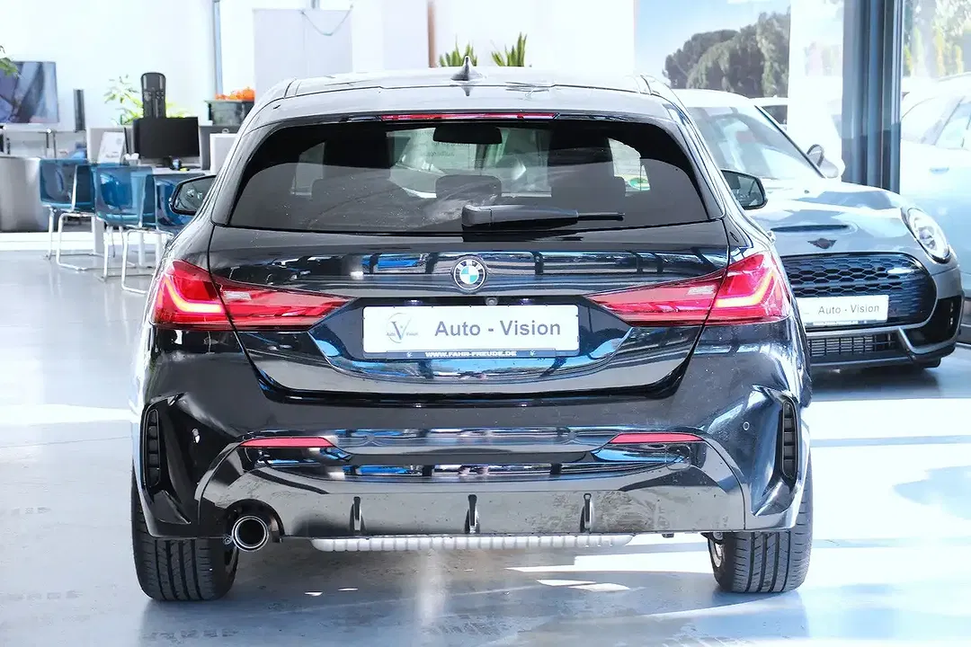 BMW 118 - Thumbnail 6