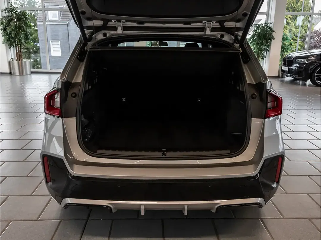 BMW X1 - Thumbnail 13