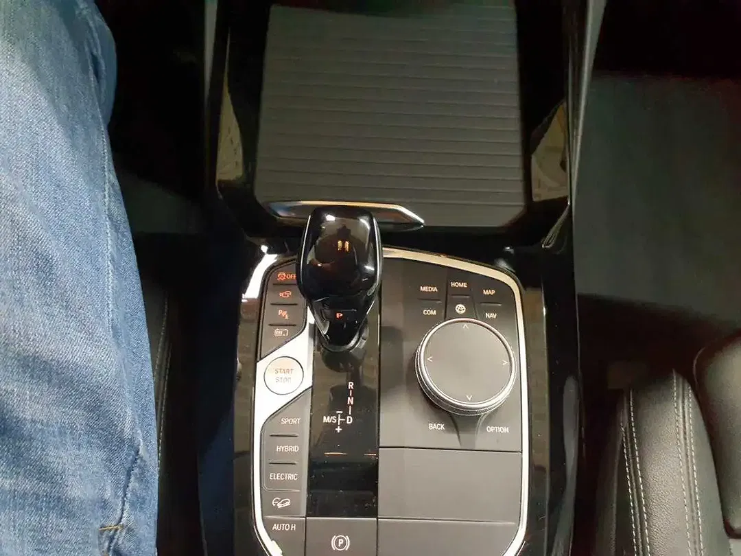 BMW X3 - Thumbnail 10