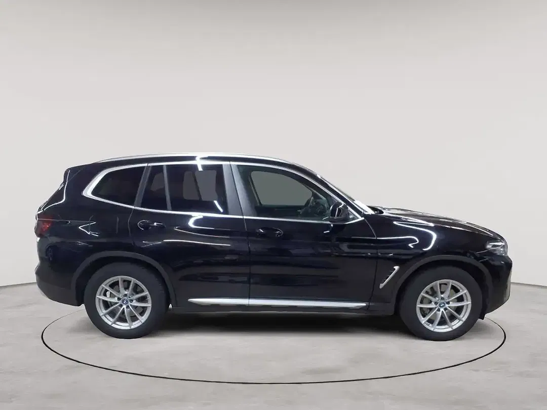 BMW X3 - Thumbnail 3