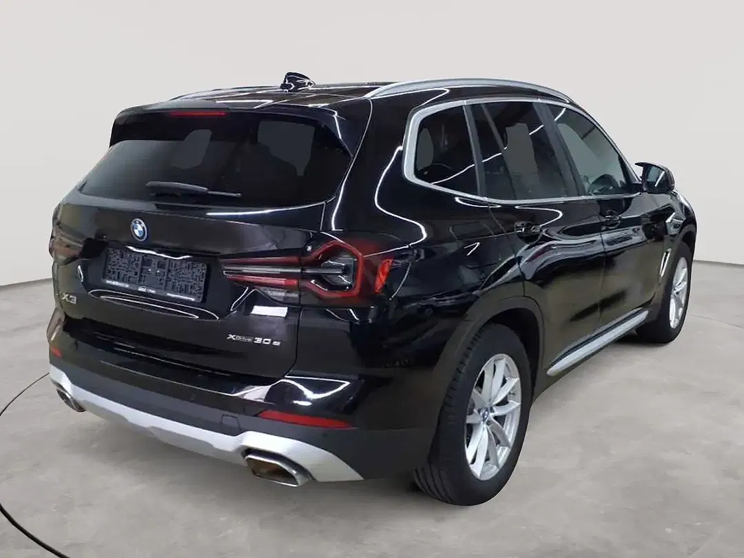 BMW X3 - Thumbnail 4