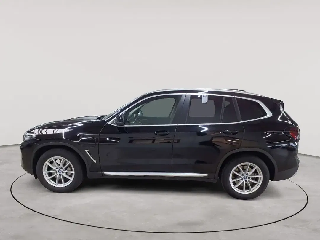 BMW X3 - Thumbnail 6