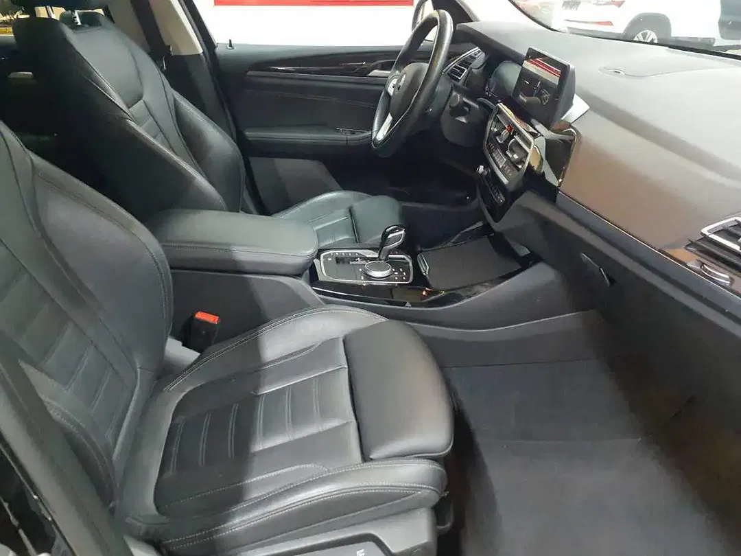 BMW X3 - Thumbnail 8