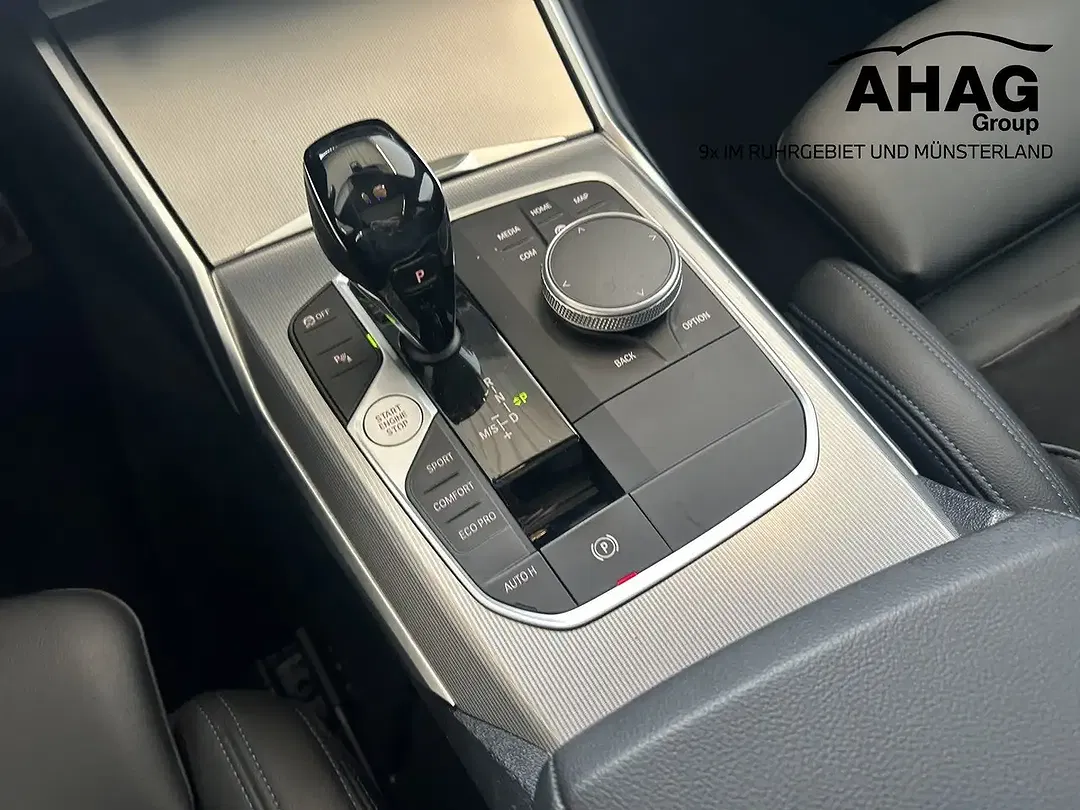 BMW 330 - Thumbnail 10