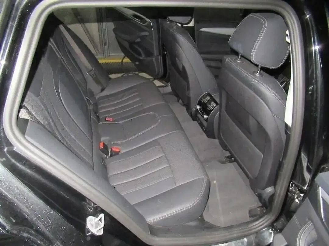 BMW 520 - Thumbnail 11