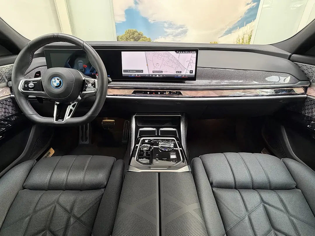 BMW 760 - Thumbnail 7