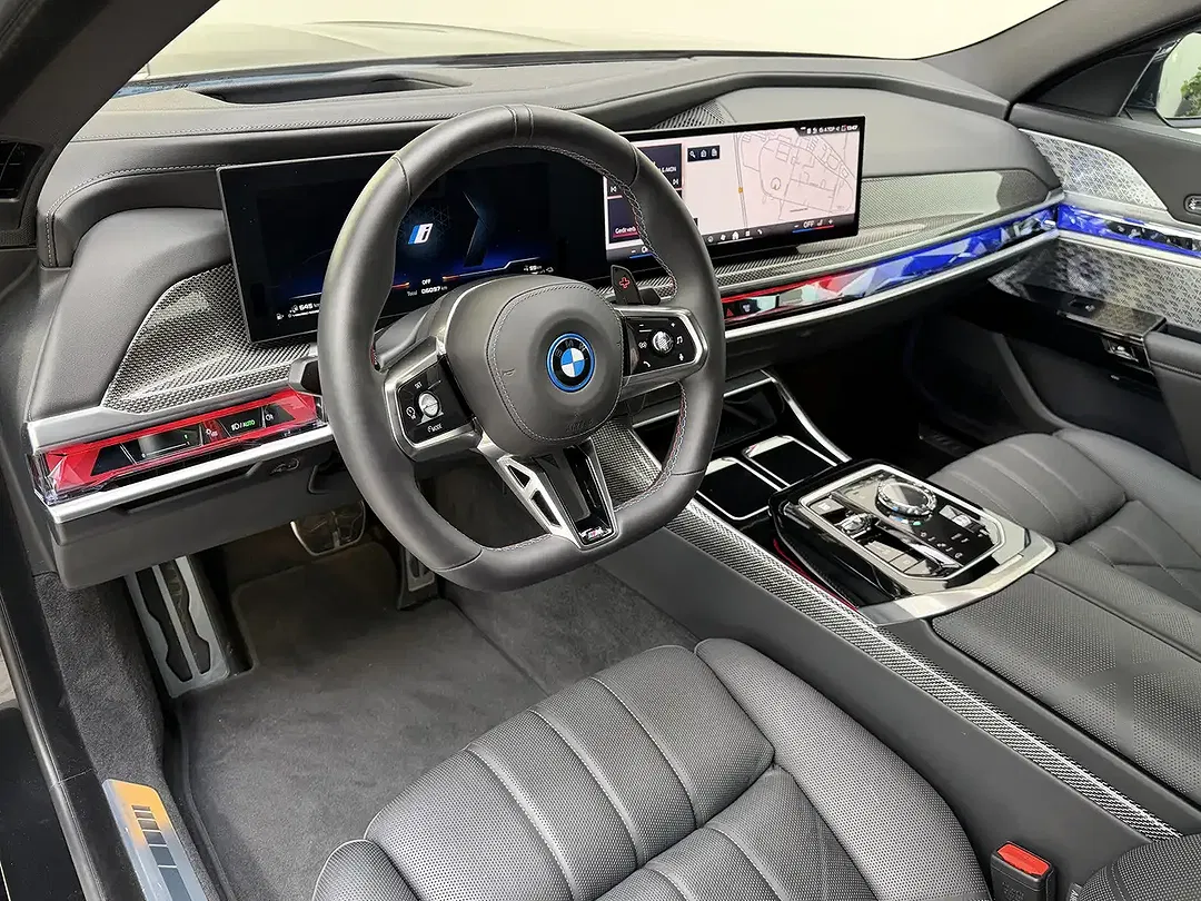 BMW 760 - Thumbnail 8