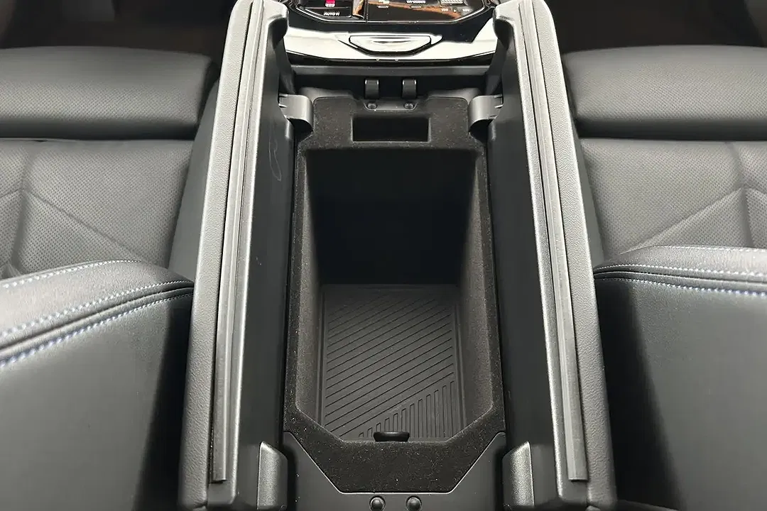 BMW 520 - Thumbnail 15