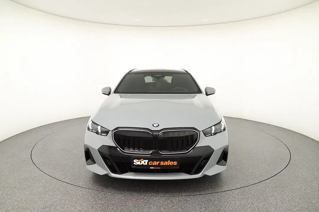 BMW 520 - Thumbnail 2