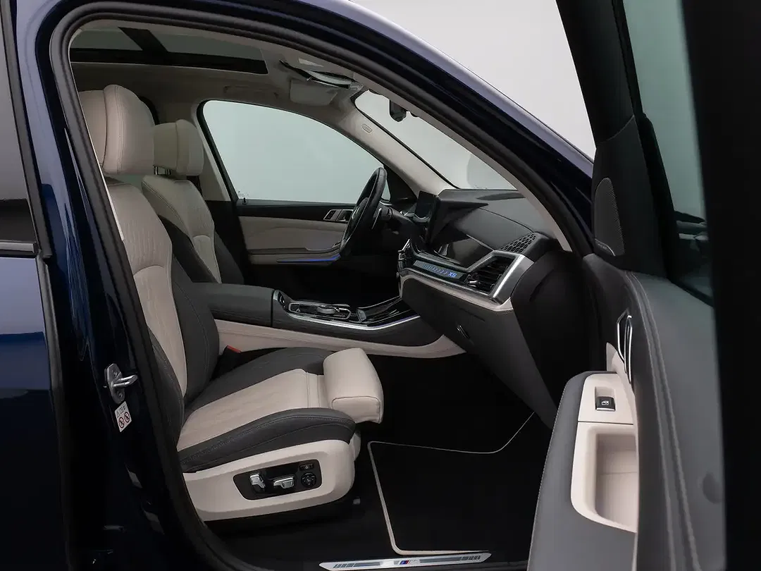 BMW X5 - Thumbnail 24