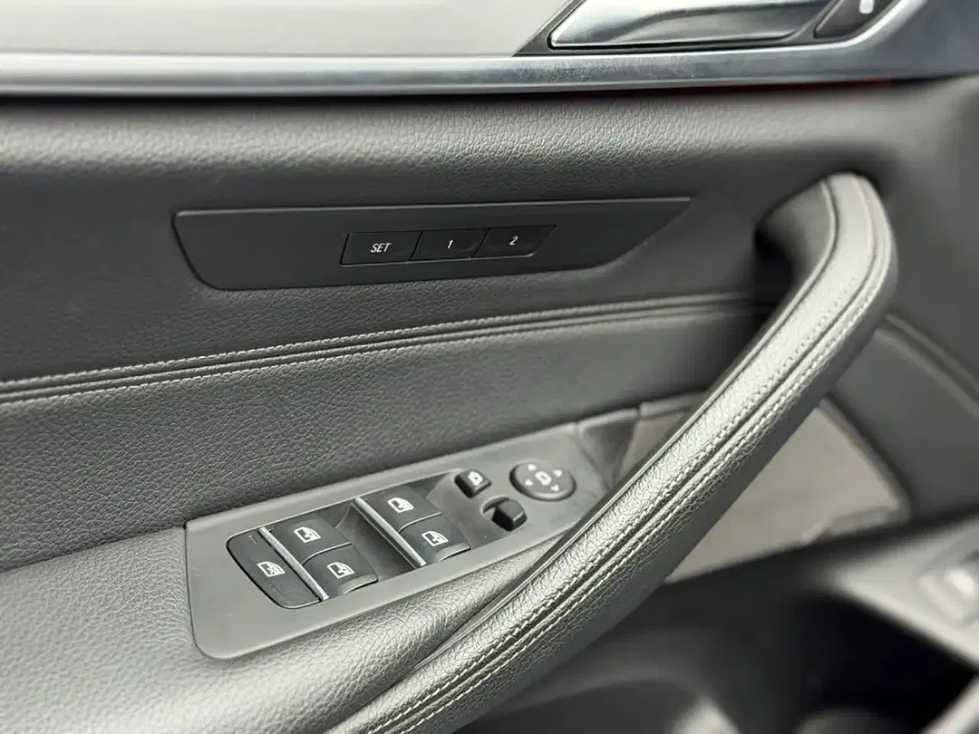 BMW 520 - Thumbnail 13