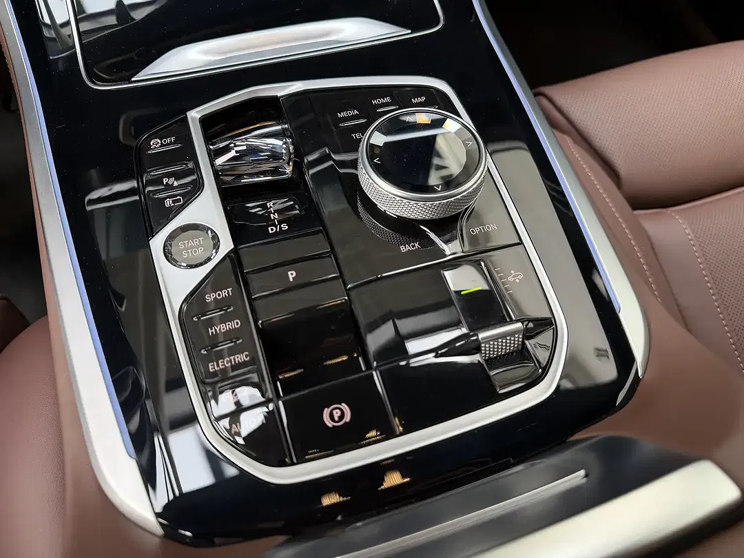BMW X5 - Thumbnail 11