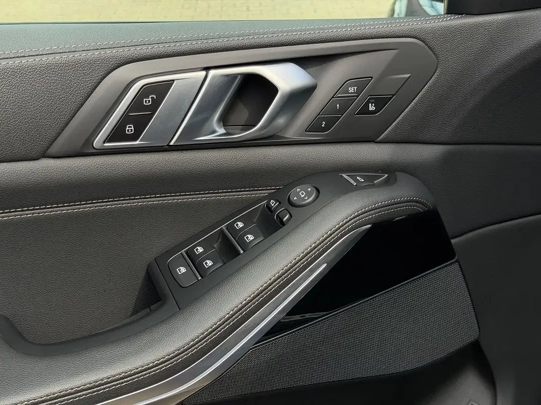 BMW X5 - Thumbnail 12