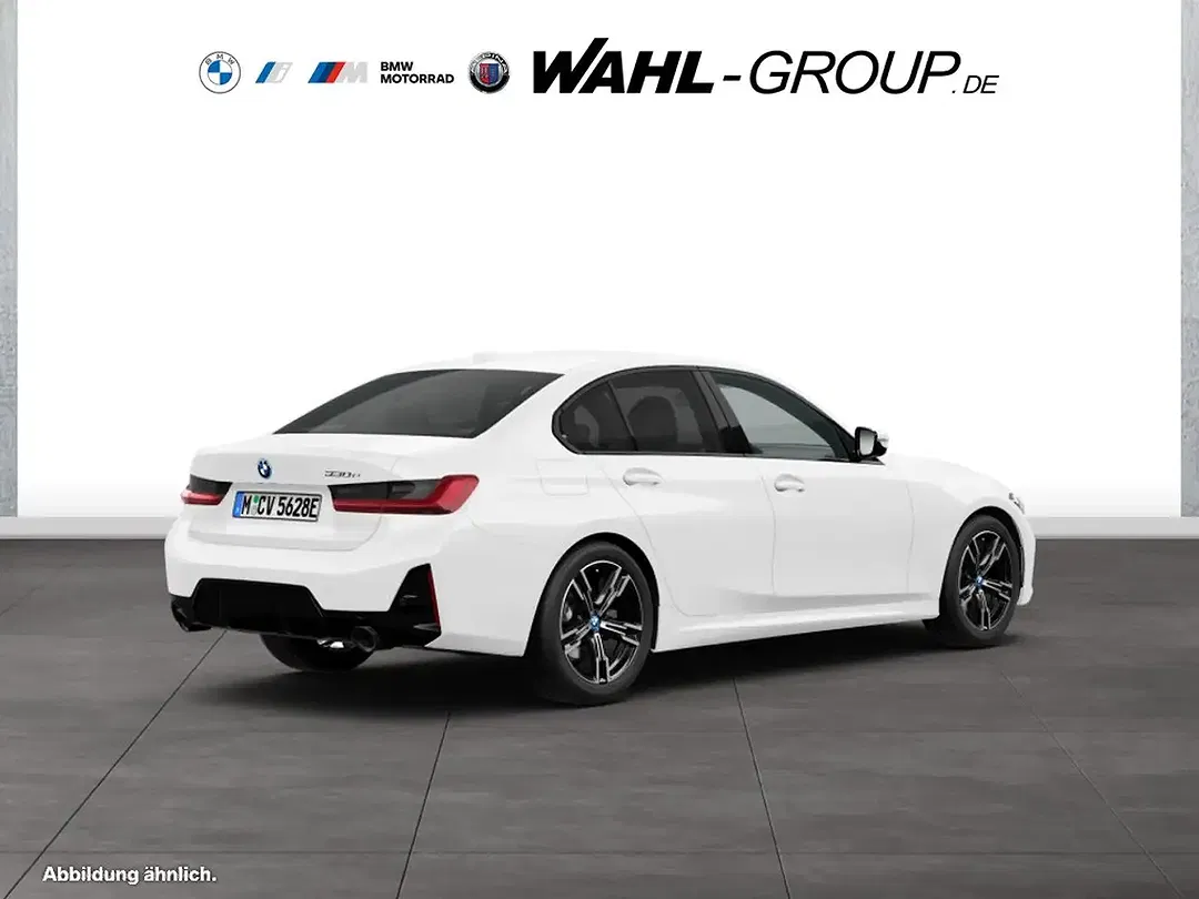 BMW 330 - Thumbnail 3