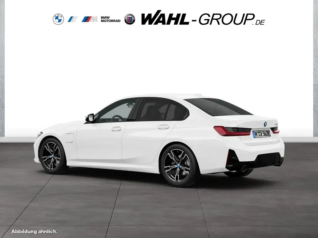 BMW 330 - Thumbnail 7