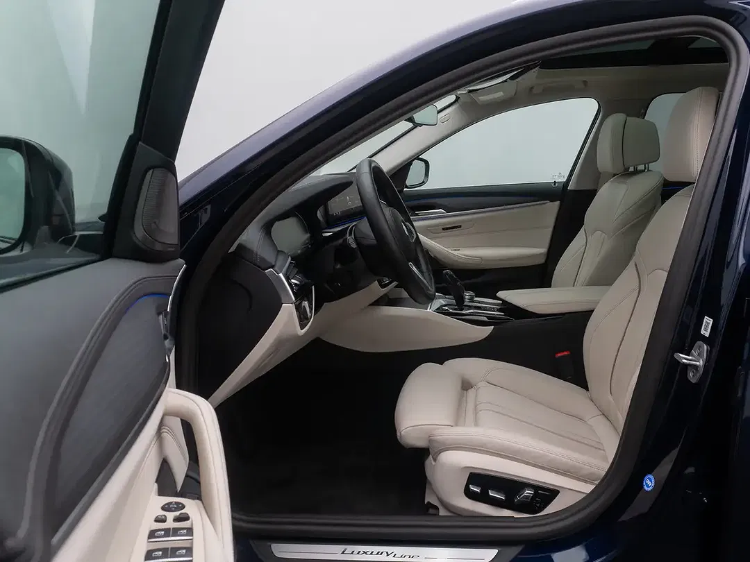 BMW 530 - Thumbnail 21