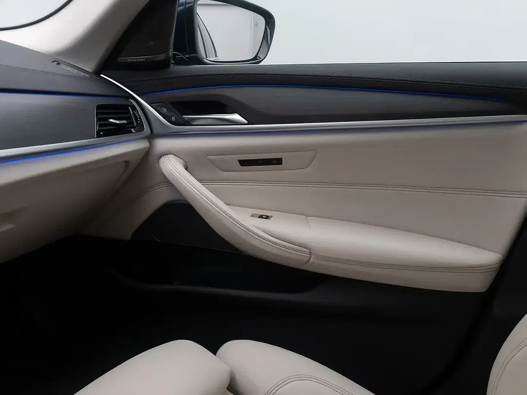 BMW 530 - Thumbnail 36