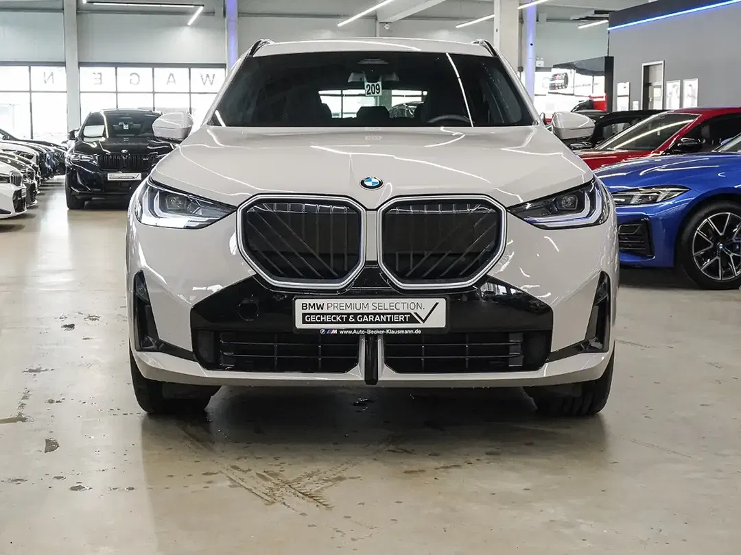 BMW X3 - Thumbnail 3