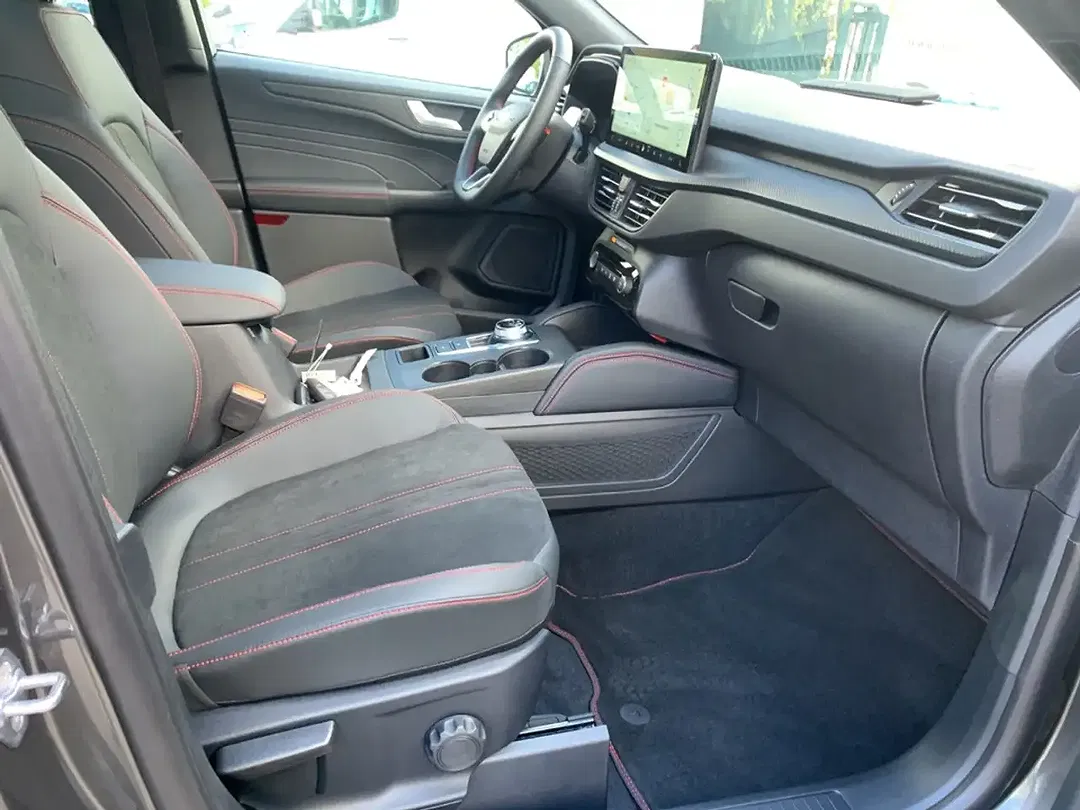 Ford Kuga - Thumbnail 10