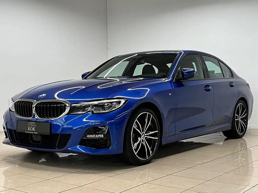 BMW 320 - Thumbnail 2
