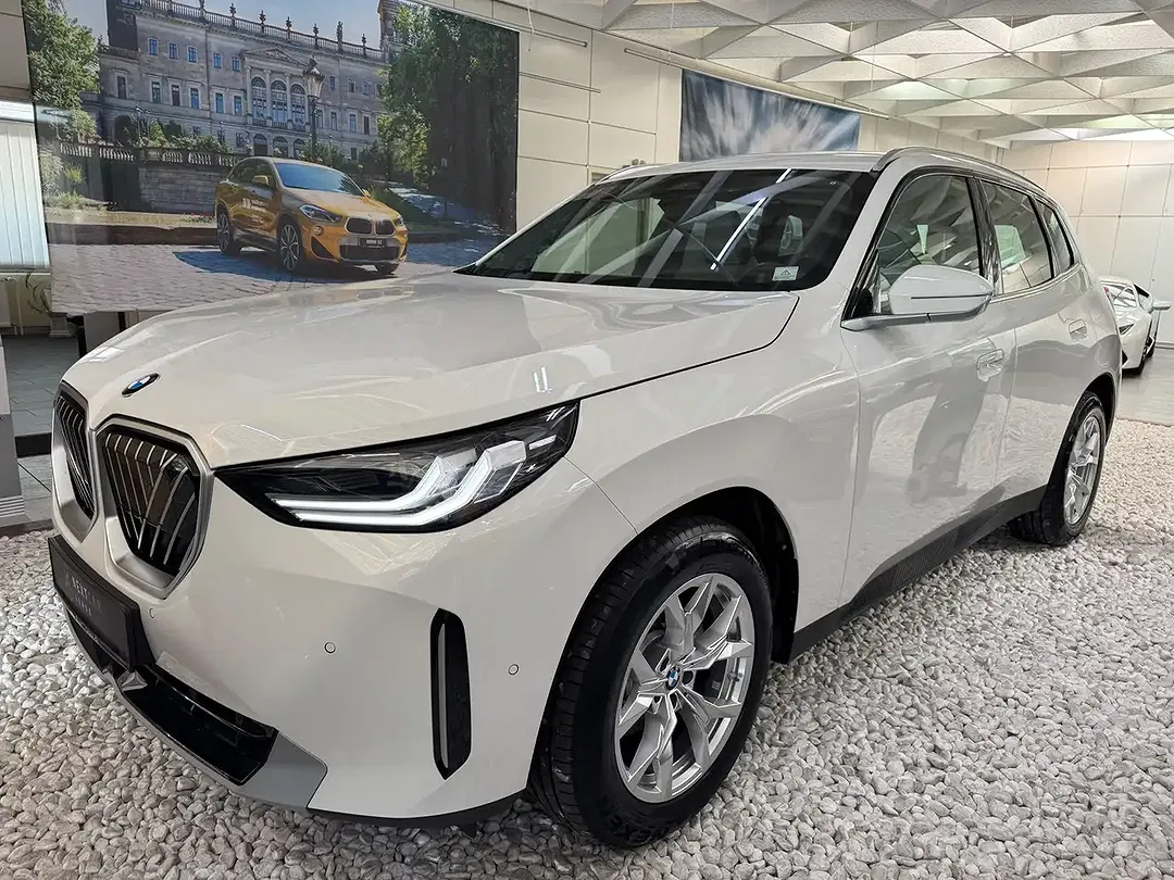 BMW X3 - Thumbnail 1