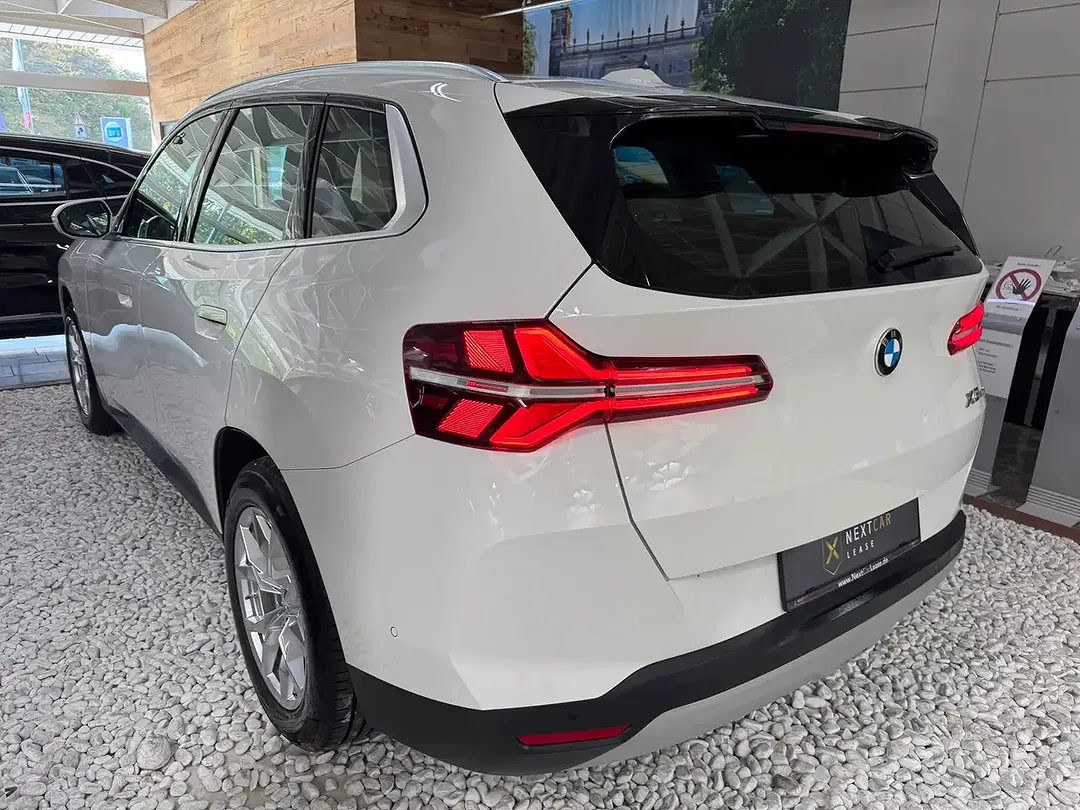 BMW X3 - Thumbnail 6