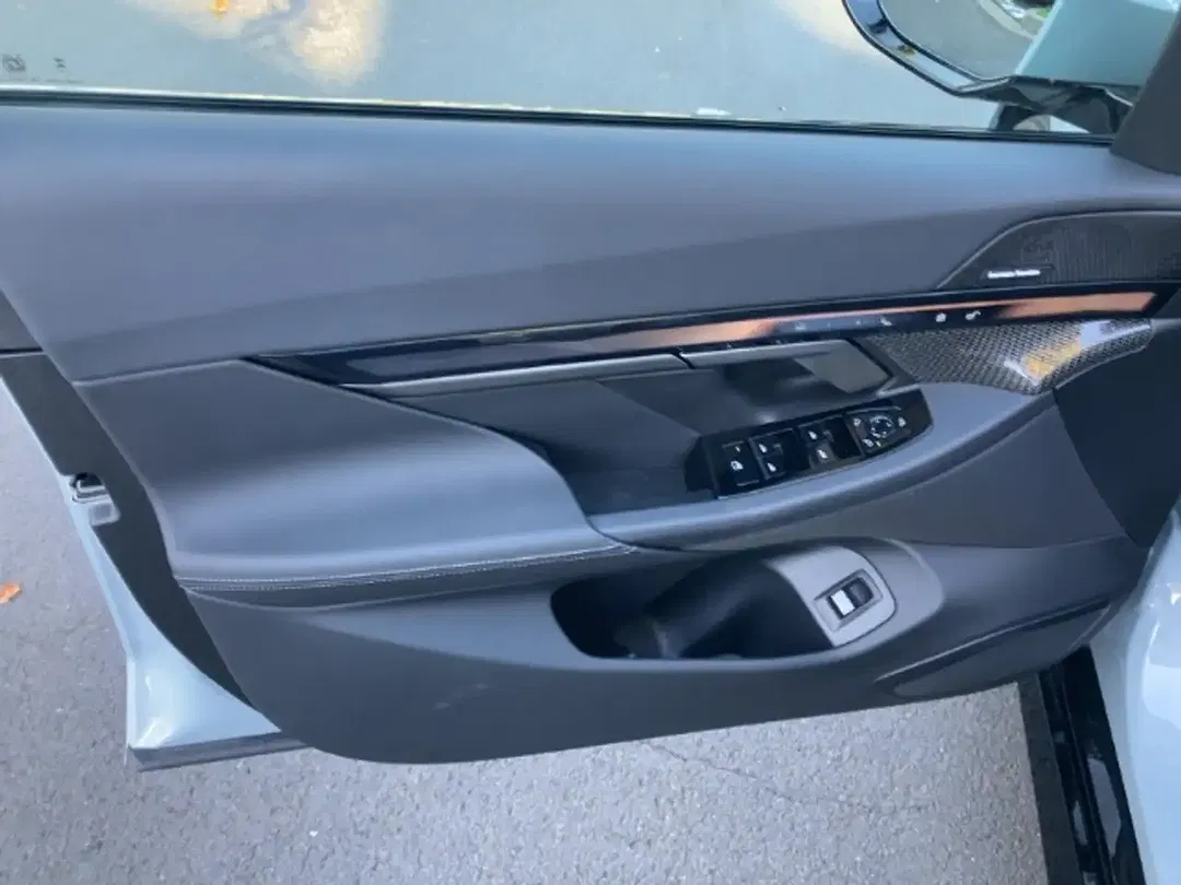 BMW 530 - Thumbnail 12
