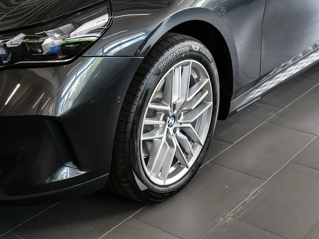 BMW 540 - Thumbnail 4